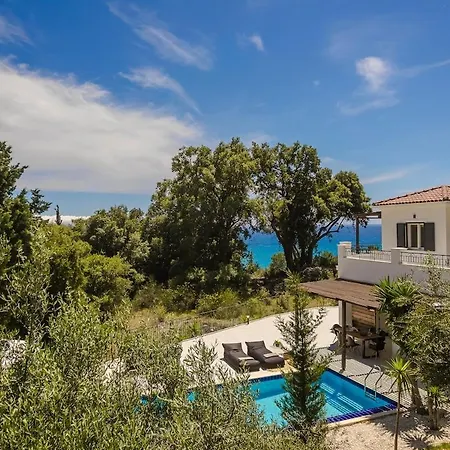 Lourdas Hideaway Villa Lurdáta