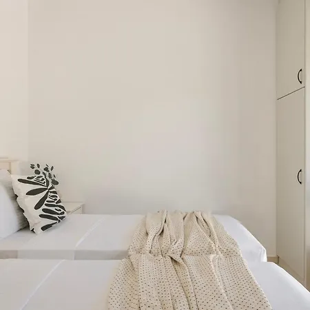 Lourdas Hideaway Вилла *