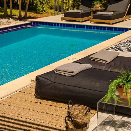 Lourdas Hideaway فيلة